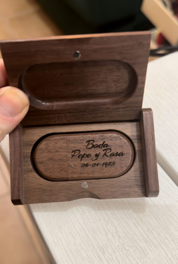 pendrive personalizado